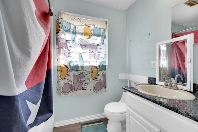 908 Harrison Drive, Kennedale, TX 76060