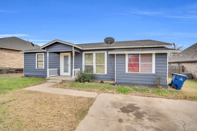 908 Harrison Drive, Kennedale, TX 76060