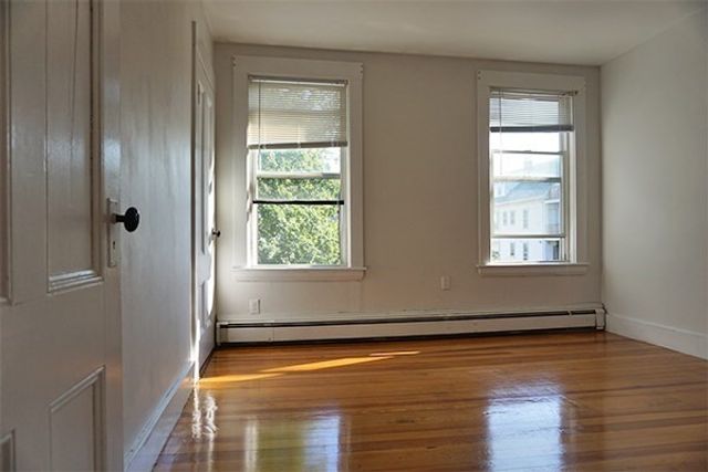 159 Brown St 5, Waltham, MA 02453