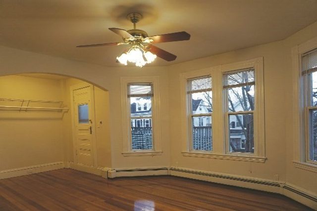 159 Brown St 5, Waltham, MA 02453