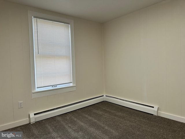 136 N RAILROAD ST, Annville, PA 17003