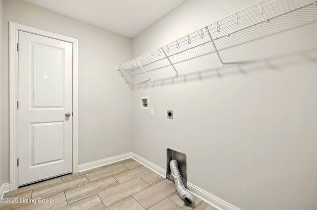405 Turnberry Ct, Vine Grove, KY 40175