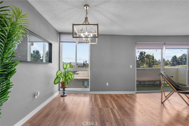 5454 Zelzah Avenue 309, Encino, CA 91316