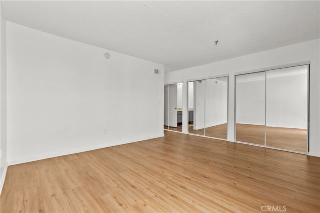 5454 Zelzah Avenue 309, Encino, CA 91316