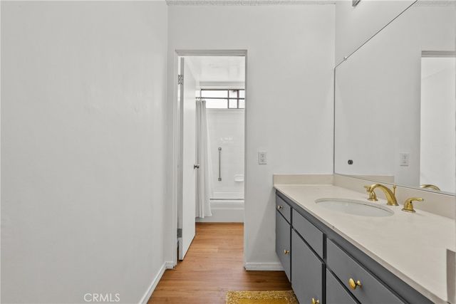 5454 Zelzah Avenue 309, Encino, CA 91316