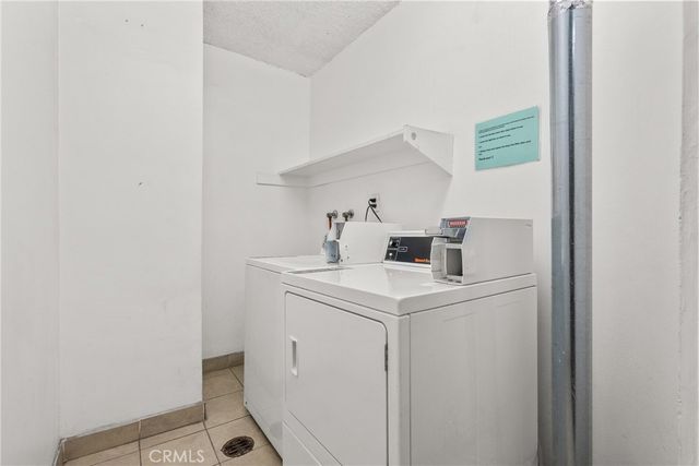 5454 Zelzah Avenue 309, Encino, CA 91316