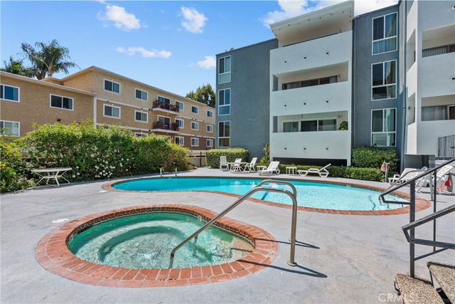 5454 Zelzah Avenue 309, Encino, CA 91316