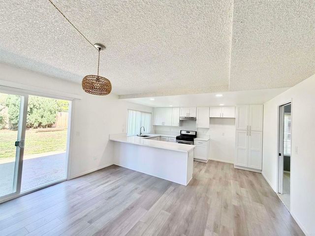 14744 Roberto Rio Road, Poway, CA 92064