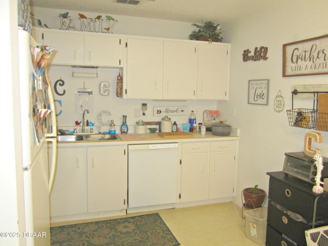 1601 Big Tree Rd Apt 107, Daytona Beach, FL 32119