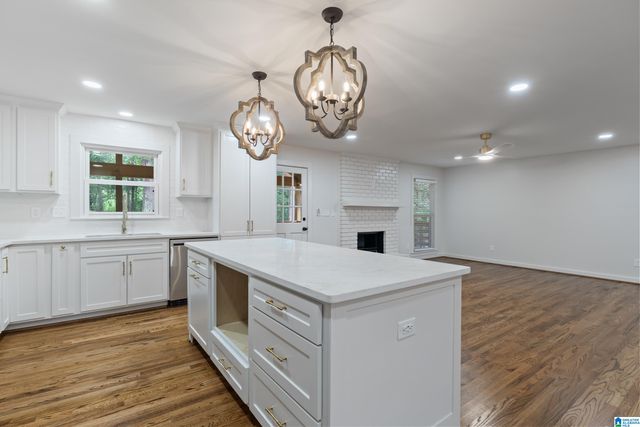 3438 N RIVER ROAD, Vestavia Hills, AL 35223