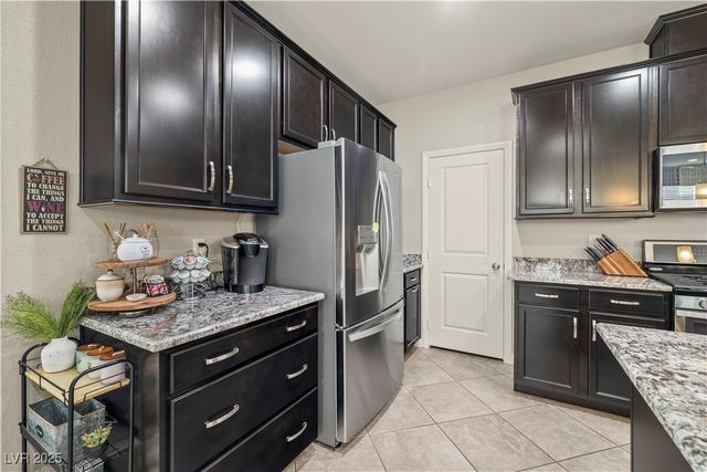 3765 Catamount Creek Avenue, Las Vegas, NV 89141