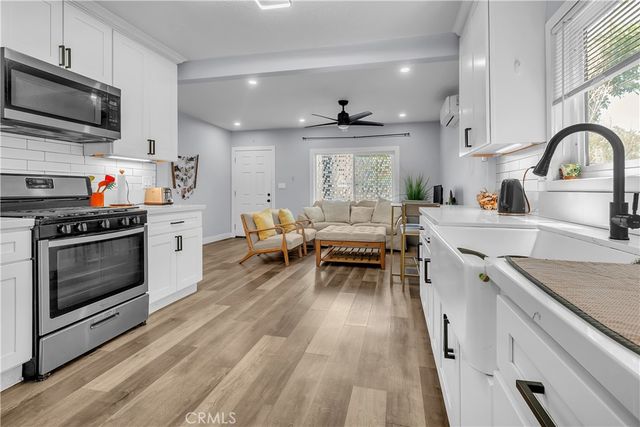 1162 39th Place, Los Angeles, CA 90037
