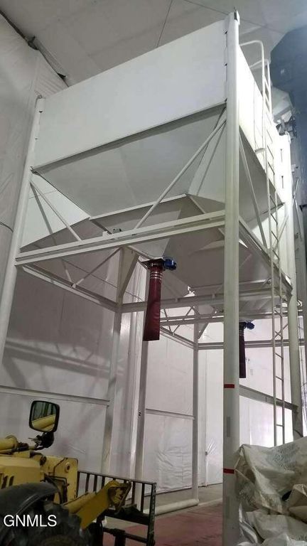 3646 160th Q Avenue NW, Fairview, MT 59221 photo 31