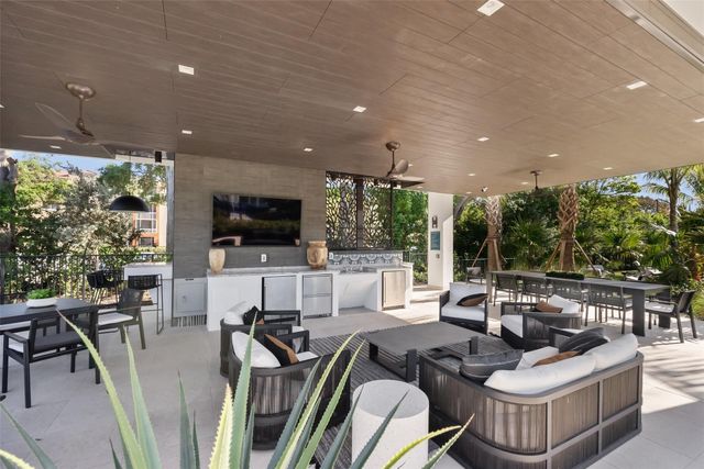 5714 Veranda Way 2, Boca Raton, FL 33433