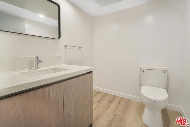 10918 Camarillo Street, North Hollywood (los Angeles), CA 91603