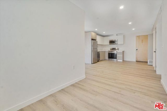 10918 Camarillo Street, North Hollywood (los Angeles), CA 91603