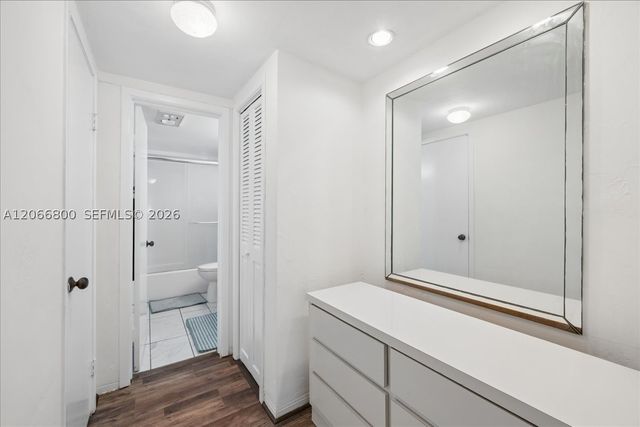 1200 Hillcrest Ct 315, Hollywood, FL 33021