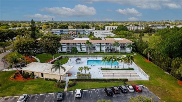 1200 Hillcrest Ct 315, Hollywood, FL 33021