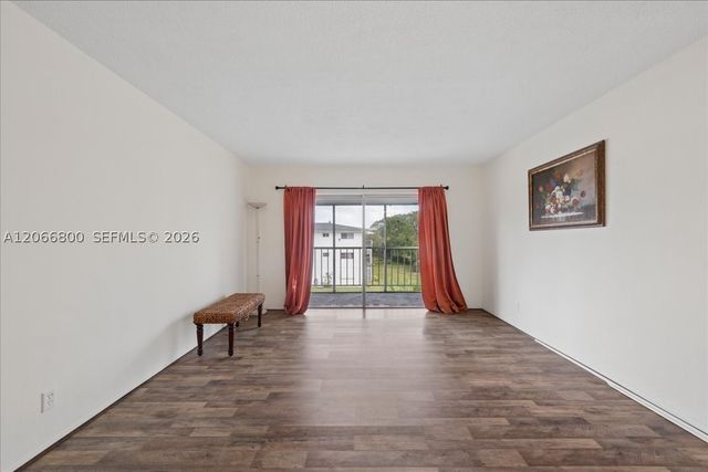 1200 Hillcrest Ct 315, Hollywood, FL 33021
