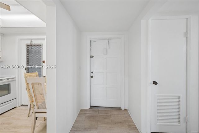 1200 Hillcrest Ct 315, Hollywood, FL 33021