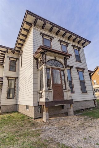 382 W Muskegon Avenue, Muskegon, MI 49440