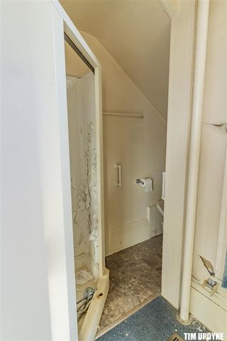382 W Muskegon Avenue, Muskegon, MI 49440
