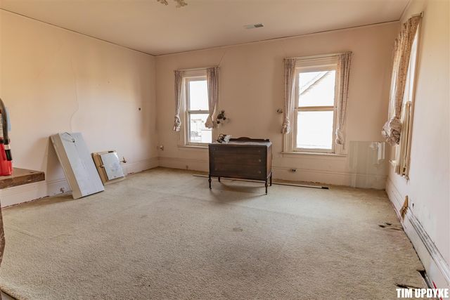 382 W Muskegon Avenue, Muskegon, MI 49440