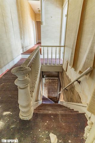 382 W Muskegon Avenue, Muskegon, MI 49440