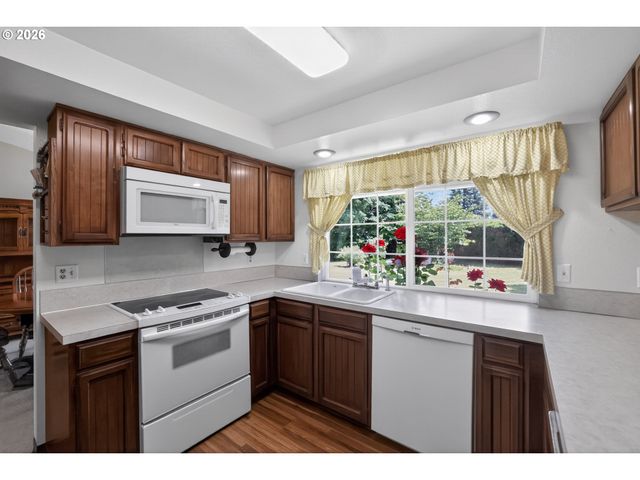 10017 Ne 6TH Cir, Vancouver, WA 98664