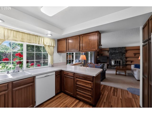 10017 Ne 6TH Cir, Vancouver, WA 98664