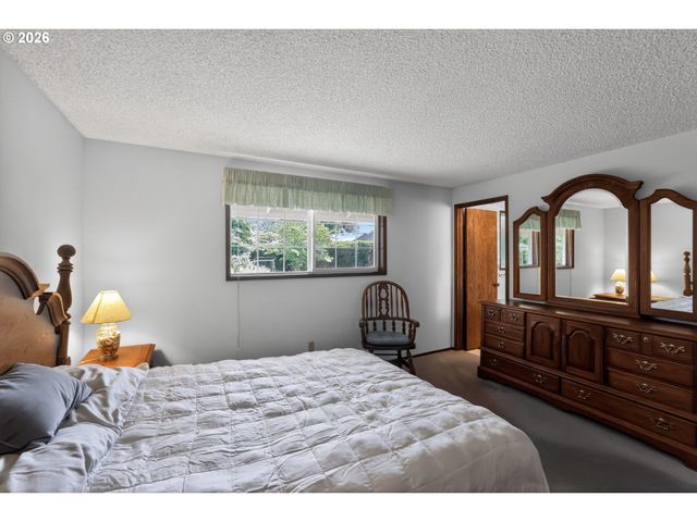 10017 Ne 6TH Cir, Vancouver, WA 98664