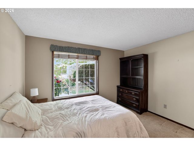 10017 Ne 6TH Cir, Vancouver, WA 98664