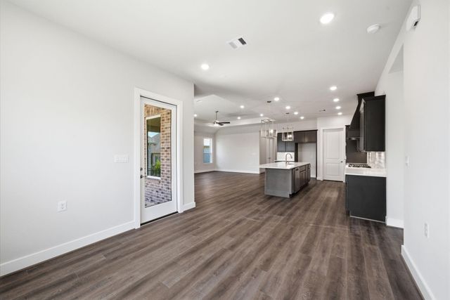 10025 Larkin Cove, Willis, TX 77318