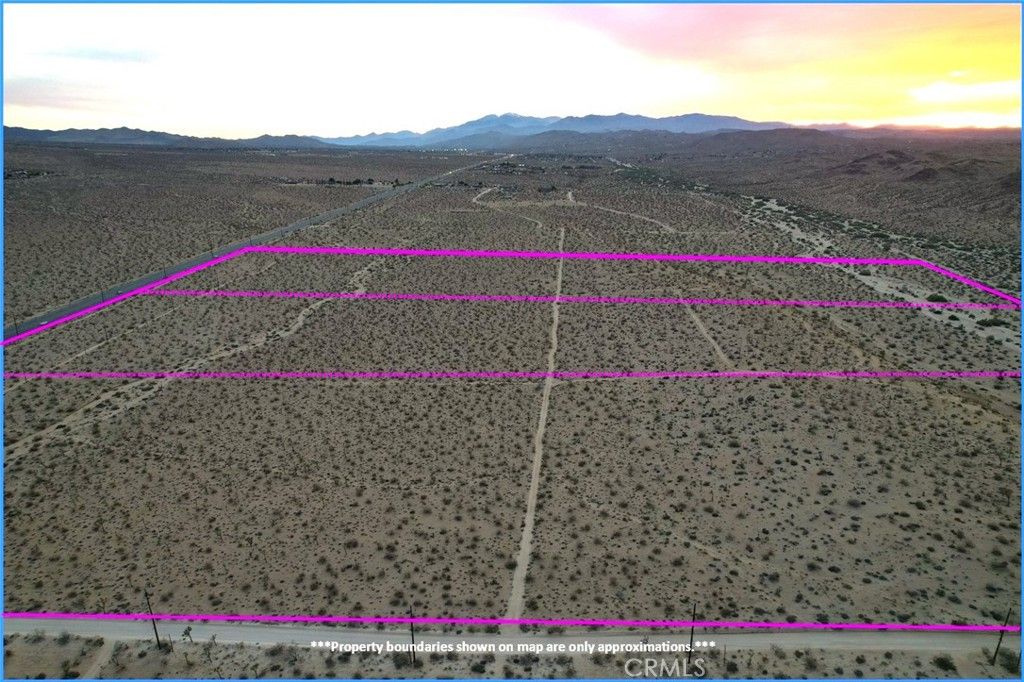 Image 3 of property listing at 60750 29 Palms Highway, Joshua Tree, CA 92252