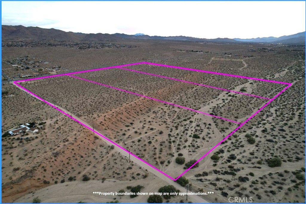 Image 4 of property listing at 60750 29 Palms Highway, Joshua Tree, CA 92252