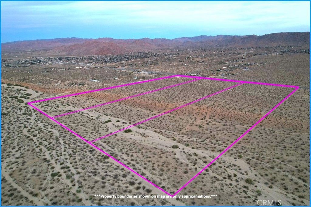 Image 5 of property listing at 60750 29 Palms Highway, Joshua Tree, CA 92252