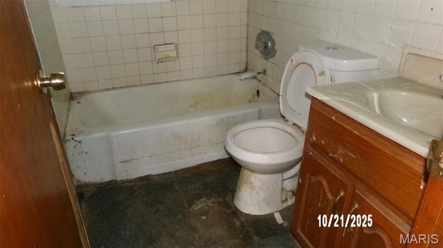 25 Godin Avenue, East Carondelet, IL 62240