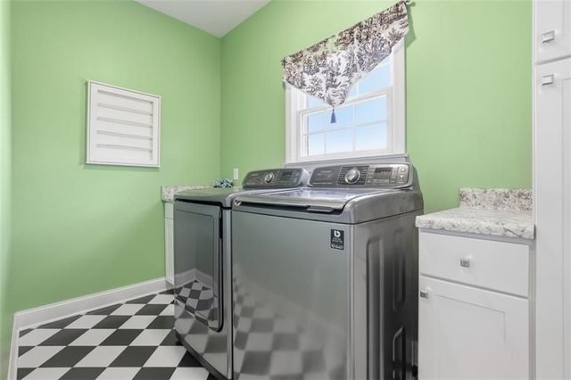1272 McEwen Rd, Cecil, PA 15317
