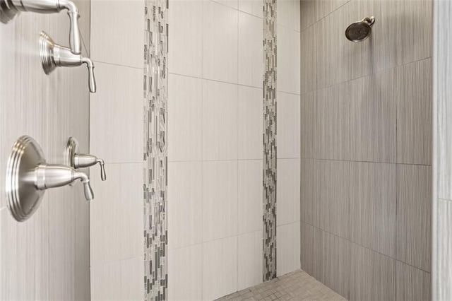 1272 McEwen Rd, Cecil, PA 15317