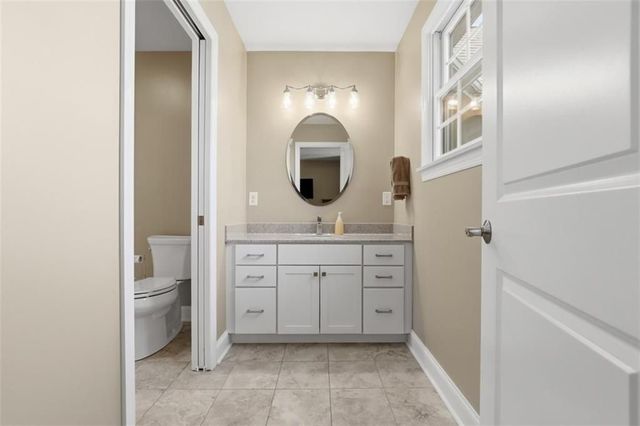 1272 McEwen Rd, Cecil, PA 15317