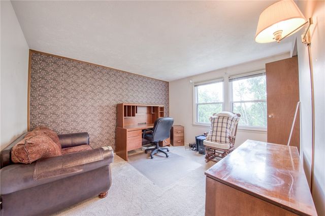 464 Tivoli Rd, Plum Boro, PA 15239