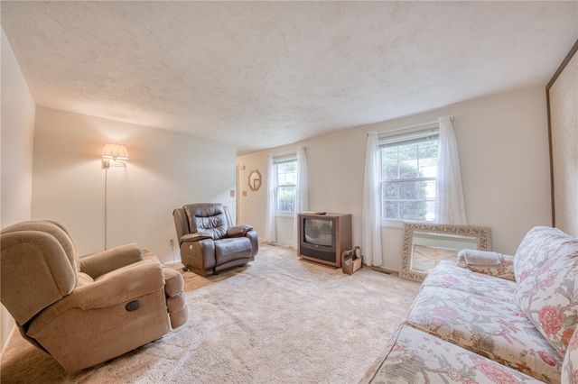 464 Tivoli Rd, Plum Boro, PA 15239