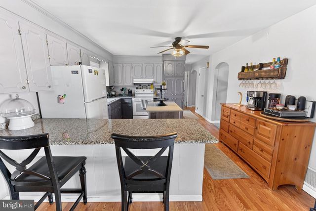 8816 WOOD CREEK PKWY, Delmar, MD 21875