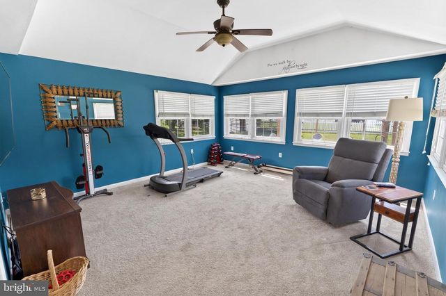 8816 WOOD CREEK PKWY, Delmar, MD 21875
