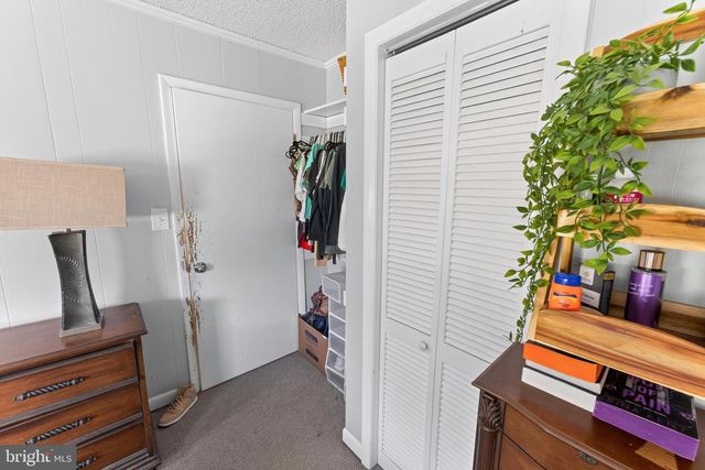 8816 WOOD CREEK PKWY, Delmar, MD 21875