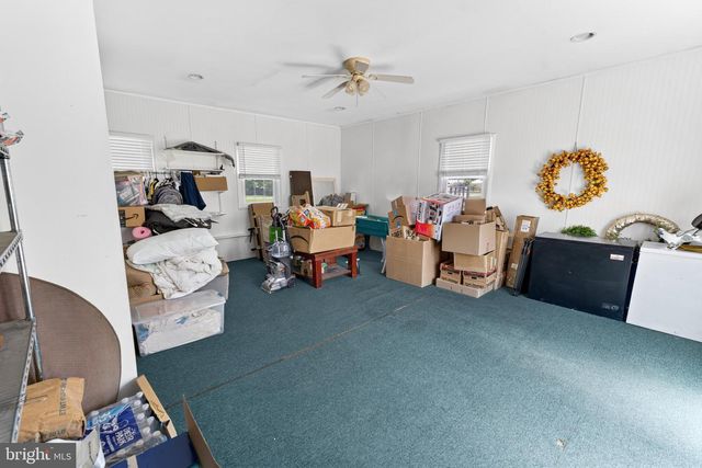 8816 WOOD CREEK PKWY, Delmar, MD 21875