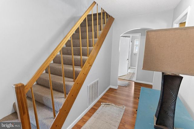 8816 WOOD CREEK PKWY, Delmar, MD 21875