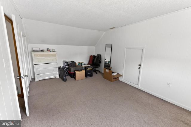 8816 WOOD CREEK PKWY, Delmar, MD 21875