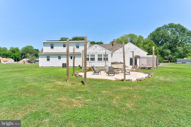 8816 WOOD CREEK PKWY, Delmar, MD 21875