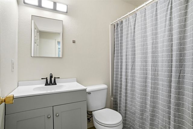 1701 Creek Bend Lane, Little Elm, TX 75068